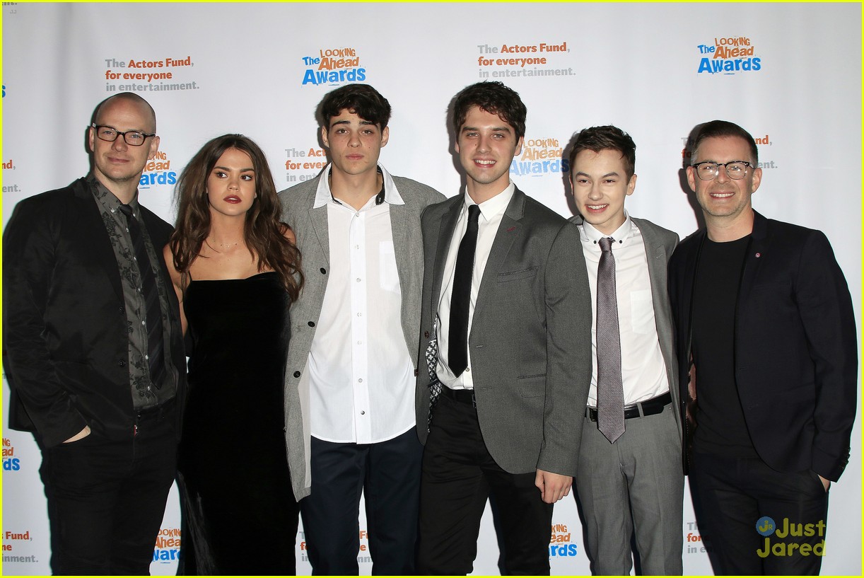 Maia Mitchell & 'The Fosters' Cast Honored At Looking Ahead Awards 2015