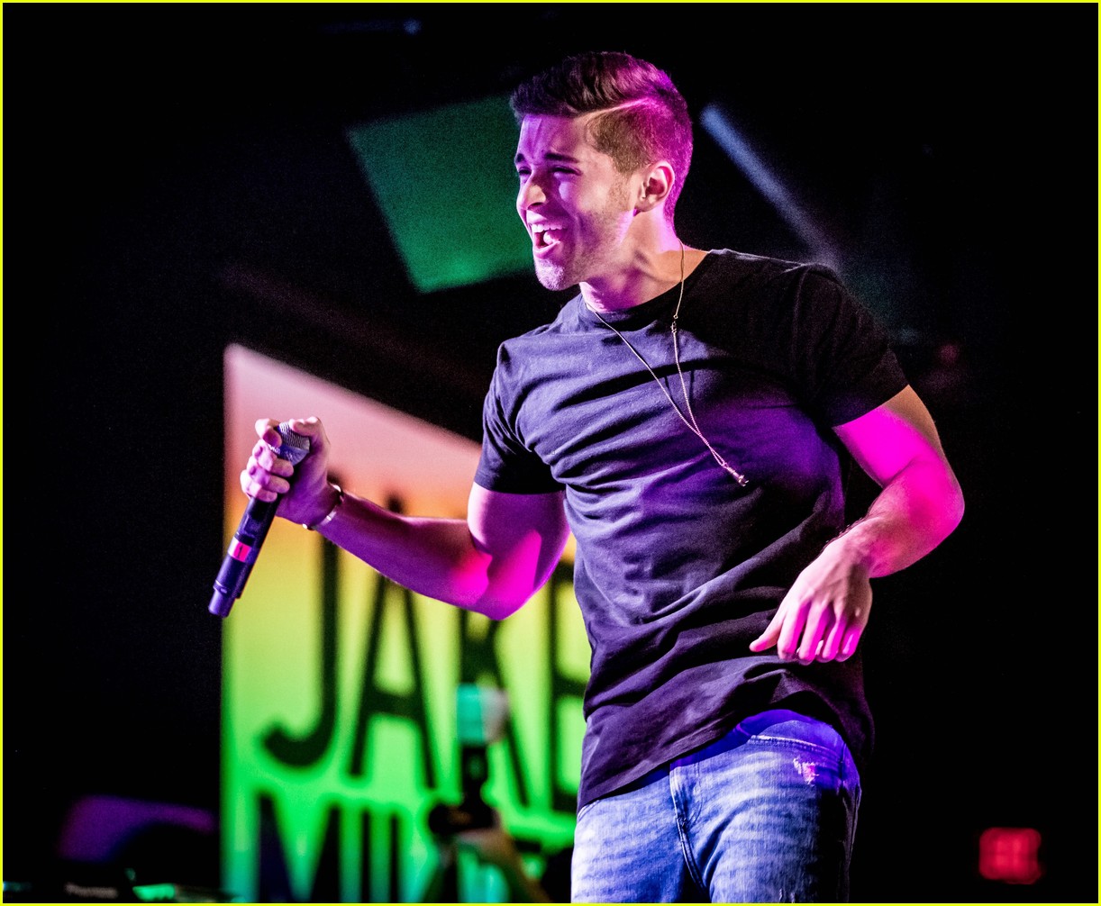 Jake Miller Performs in Vegas & Jets to NYC With Pal Charlie Puth