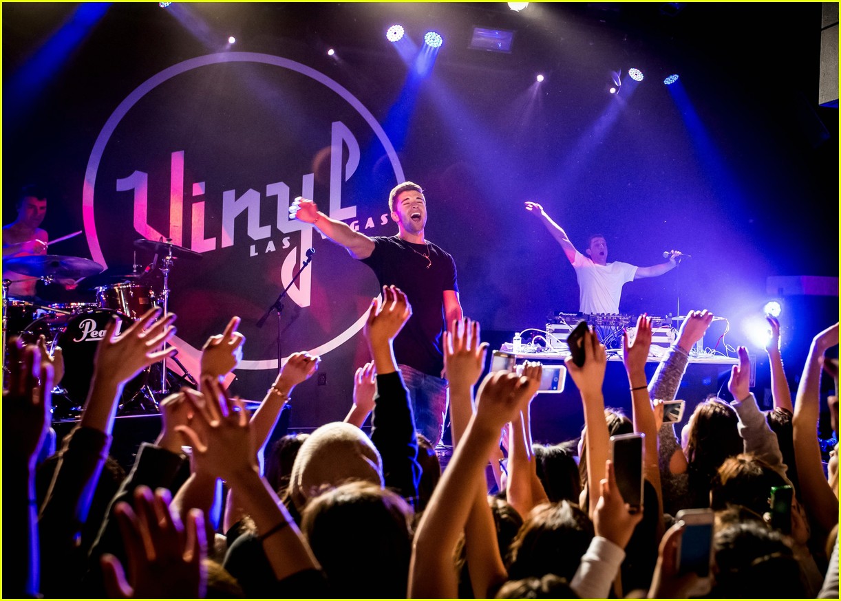 Jake Miller Performs in Vegas & Jets to NYC With Pal Charlie Puth