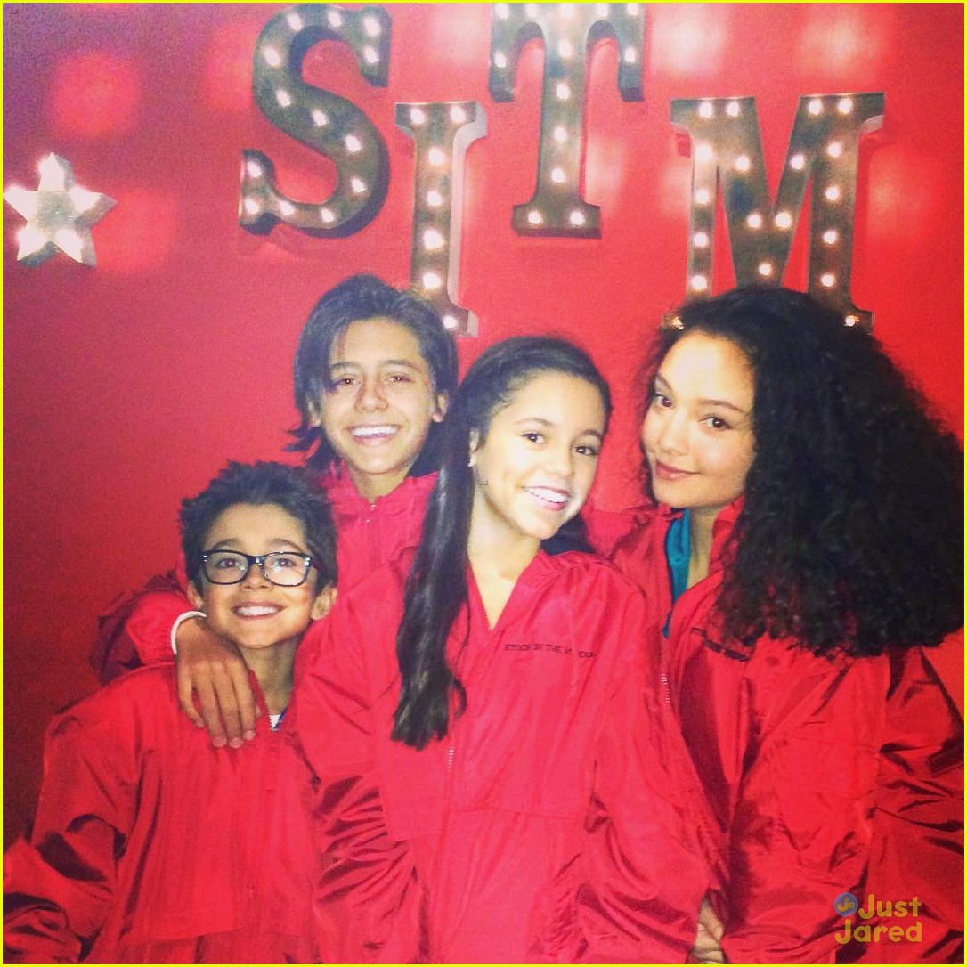Jenna Ortega & 'Stuck In The Middle' Cast Share Cute Instagrams - See Them All!