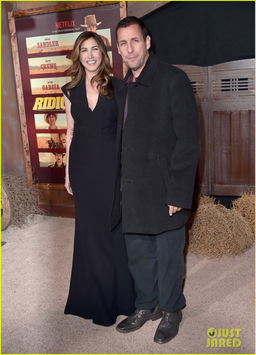 Taylor Lautner Premieres 'The Ridiculous 6' & Does a Flip on 'Jimmy Kimmel' - Watch Now!