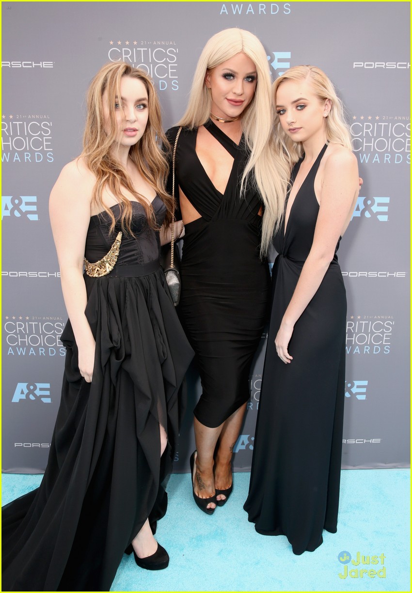 Alyvia Alyn Lind & Social Star Maddi Bragg Step Out For the Critics' Choice Awards 2016