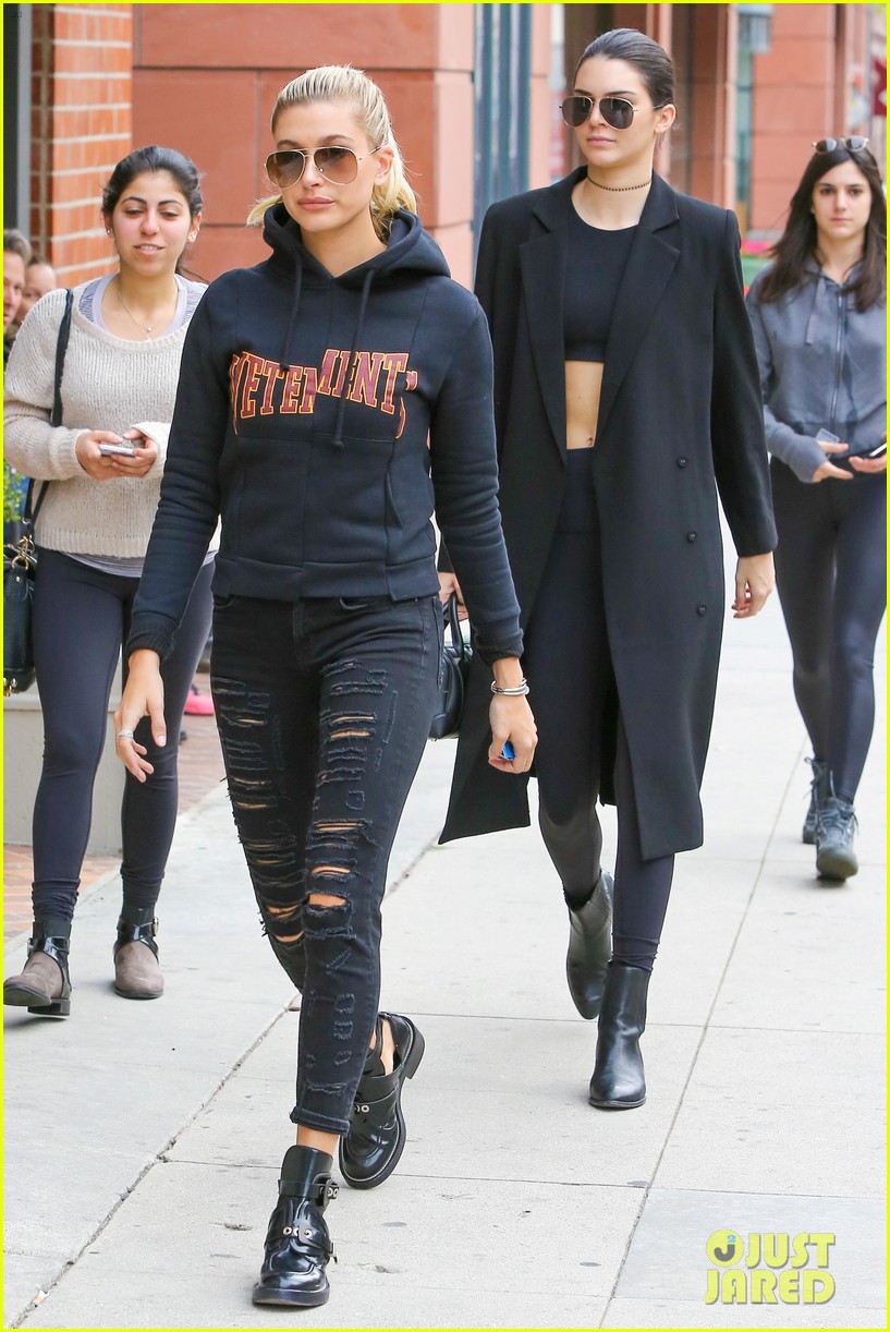 Kendall Jenner Reacts to David Bowie's Passing