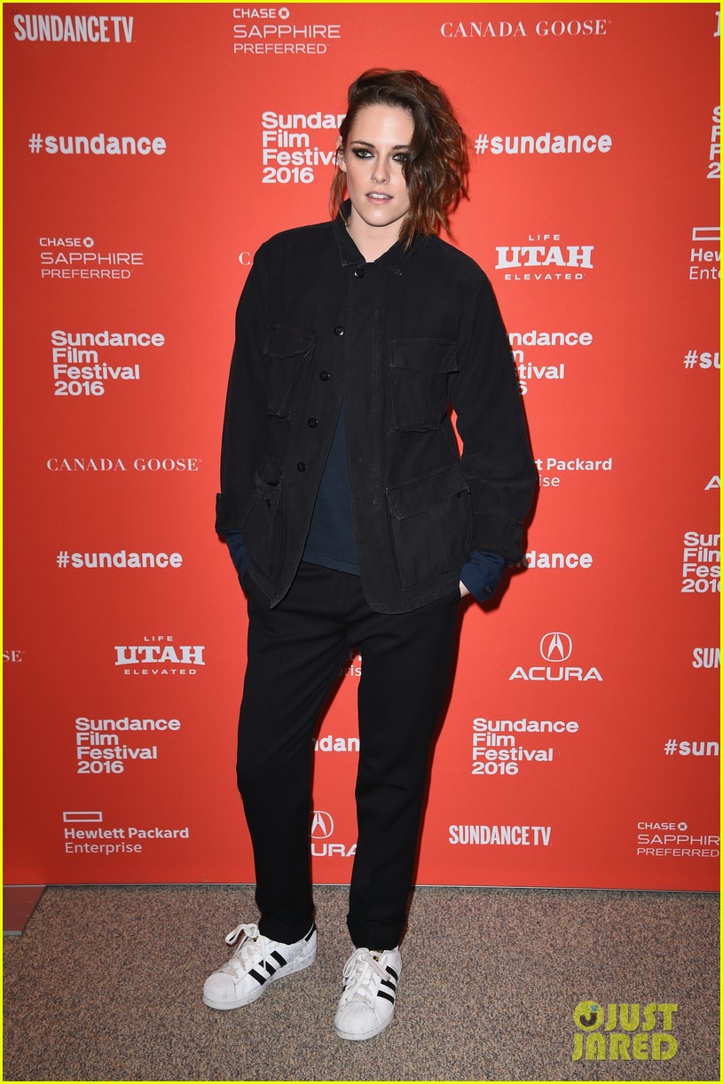 Kristen Stewart is All Smiles for 'Certain Women' Premiere