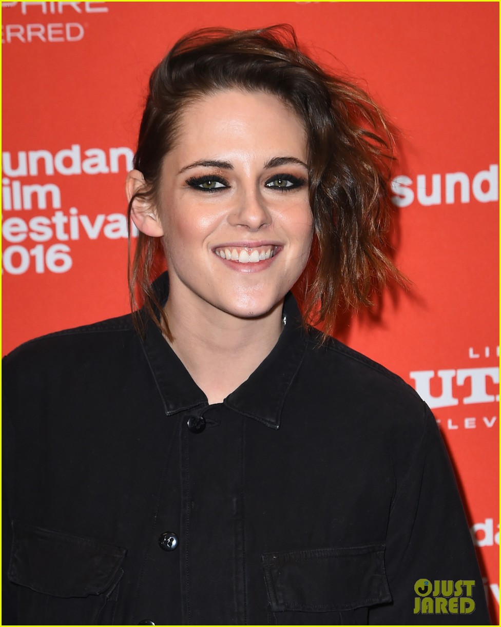 Kristen Stewart is All Smiles for 'Certain Women' Premiere