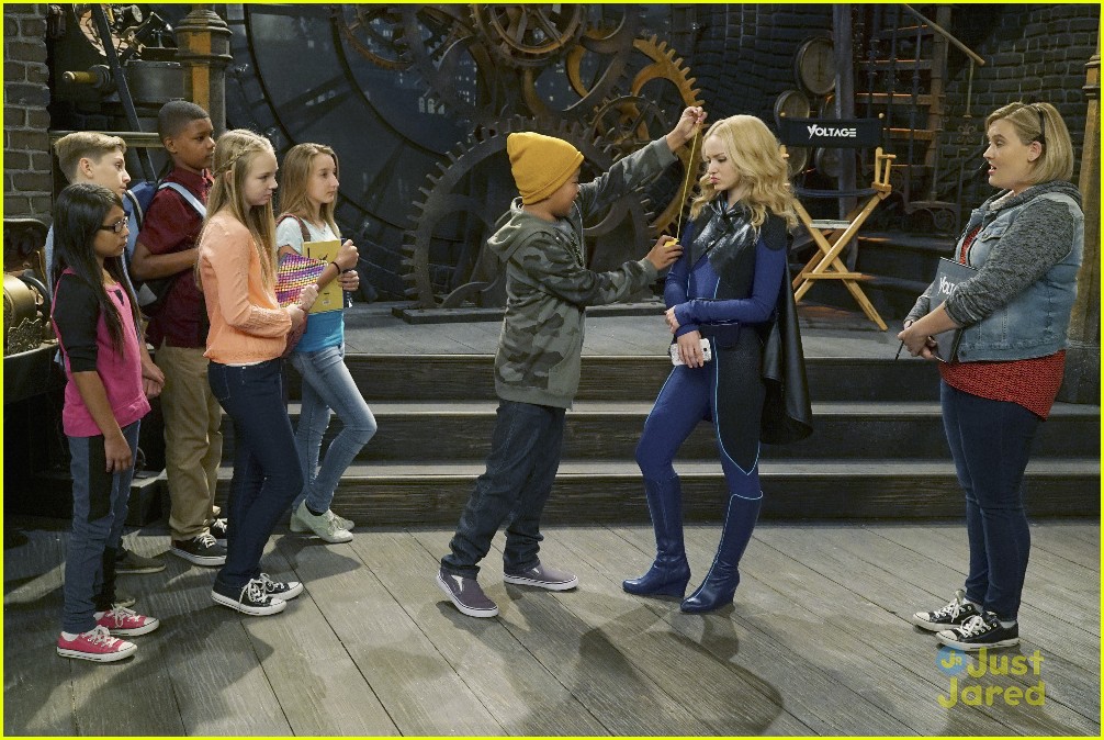 Liv & Holden Go On A Date On Tonight's 'Liv & Maddie'