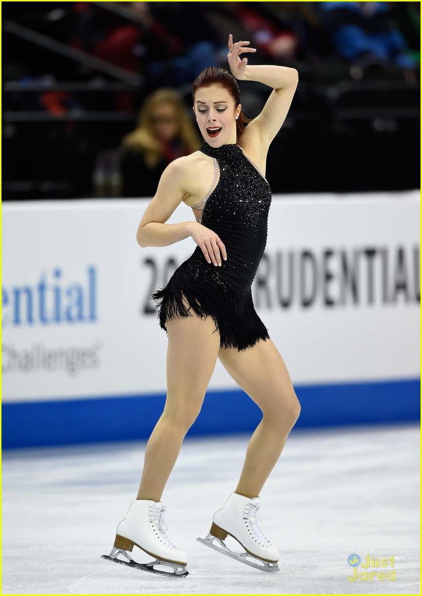 Figure Skater Polina Edmunds Wows During Short Program; Tops Gracie Gold At US National Championships 2016