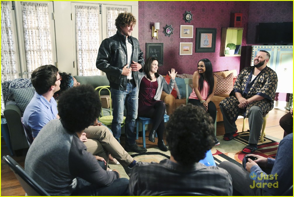 Freeform's New Series 'Recovery Road' Premieres TONIGHT!