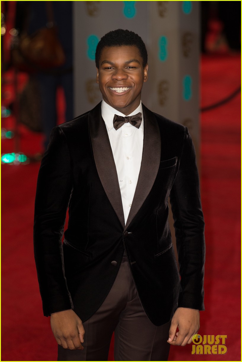 Star Wars' John Boyega Wins the Fan Vote at BAFTAs 2016!