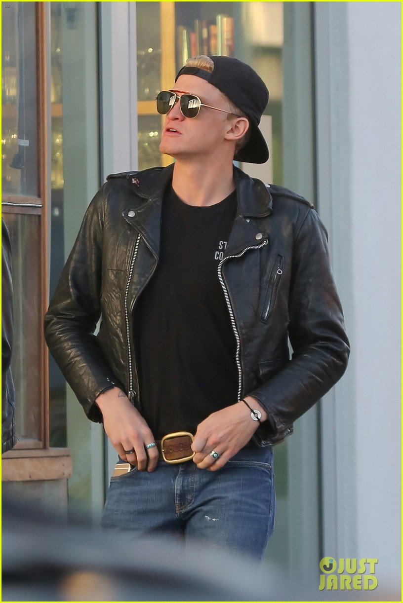 Cody Simpson's Street Style is So on Point!