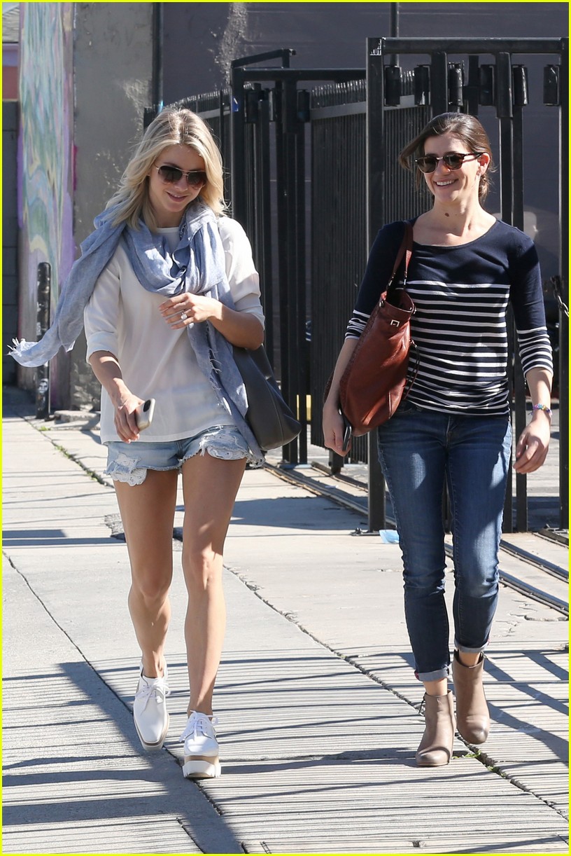 Julianne Hough Reveals Her Favorite Songs to Sing in the Shower