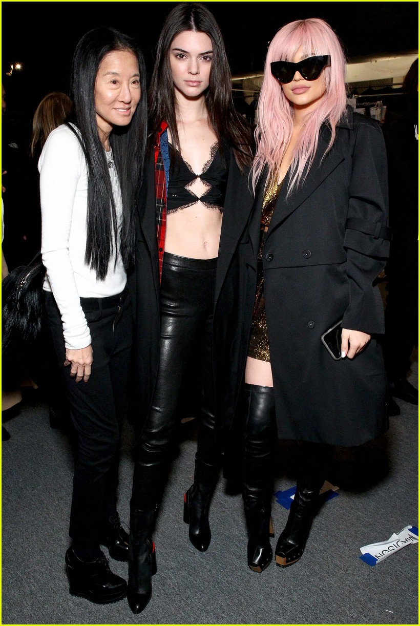 Kylie Jenner Supports Sis Kendall Jenner at Vera Wang NYFW 2016 Show
