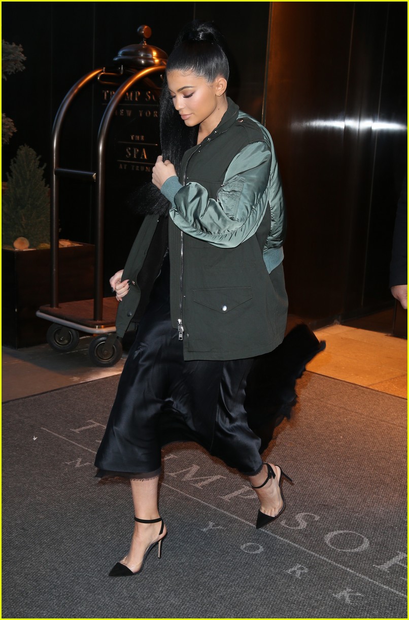 Kylie Jenner Sits Front Row With Tyga at Alexander Wang NYFW 2016 Show