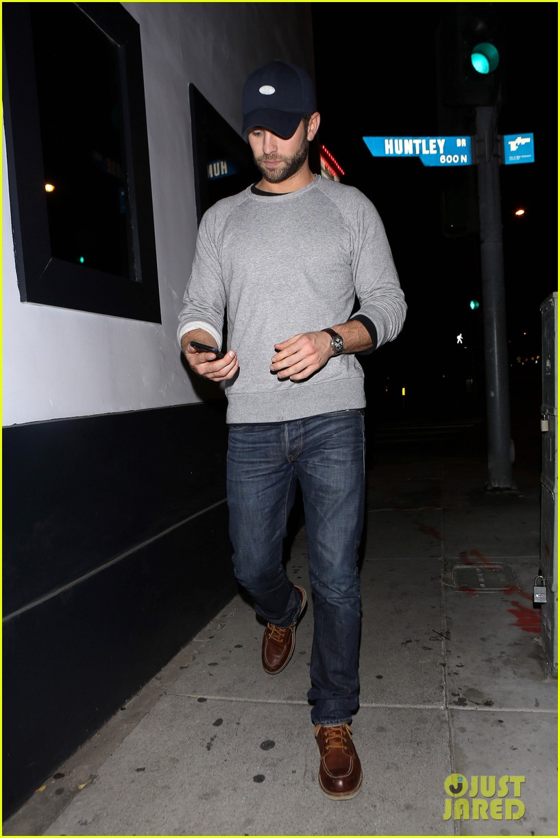 Nina Dobrev & Chace Crawford Enjoy Fun Night Out!