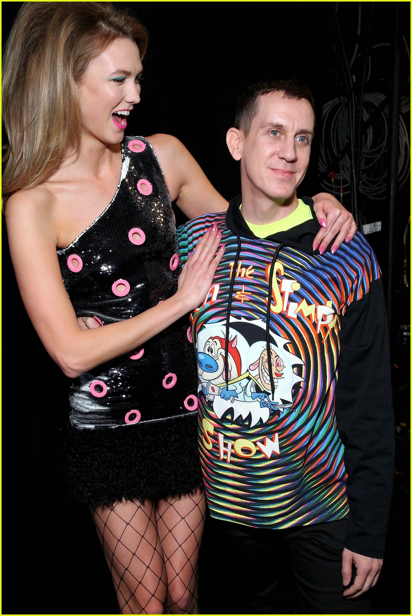 Charli XCX & Karlie Kloss Are Vibrant at Jeremy Scott NYFW 2016 Show