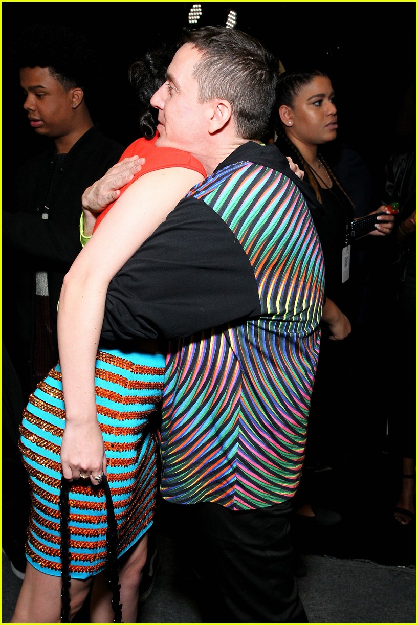 Charli XCX & Karlie Kloss Are Vibrant at Jeremy Scott NYFW 2016 Show