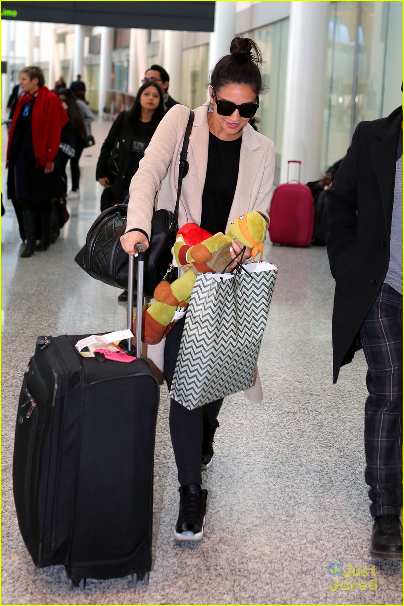 Shay Mitchell Jets To Toronto After 'Mother's Day' Trailer Debuts