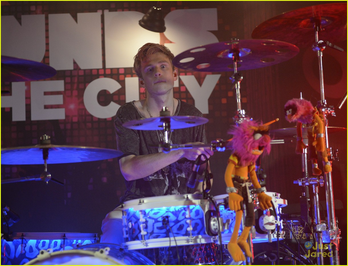 The Vamps Play Secret Gig While Connor Ball Had First Physical Therapy Session After Knee Surgery