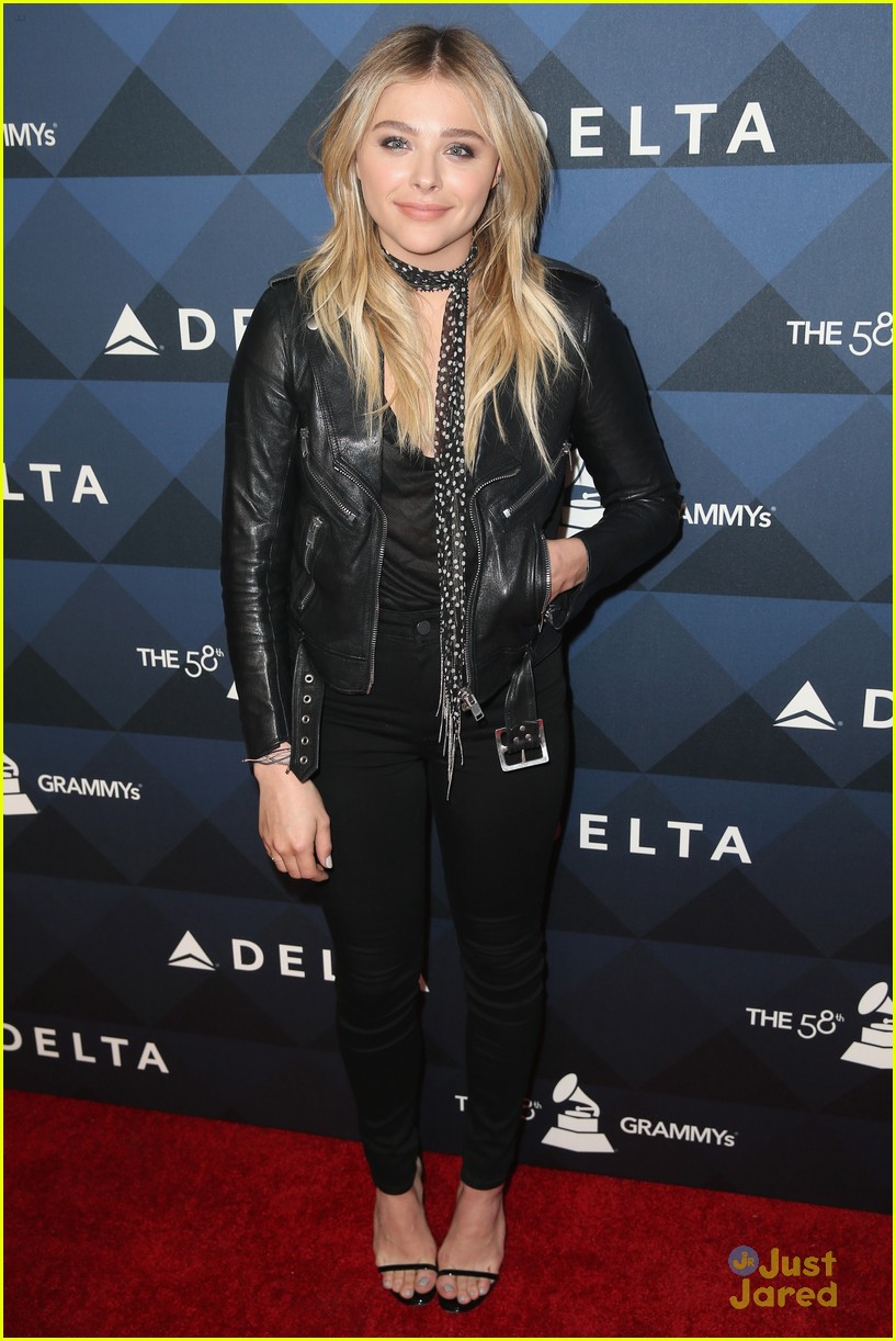 Victoria Justice & Ariel Winter Hit Delta Air Lines' Pre Grammy Celebration with Chloe Moretz