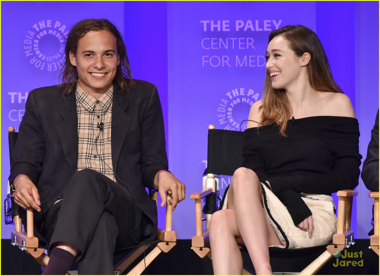 Alycia Debnam-Carey Reflects On Social Media Reaction Over 'The 100's Lexa's Death