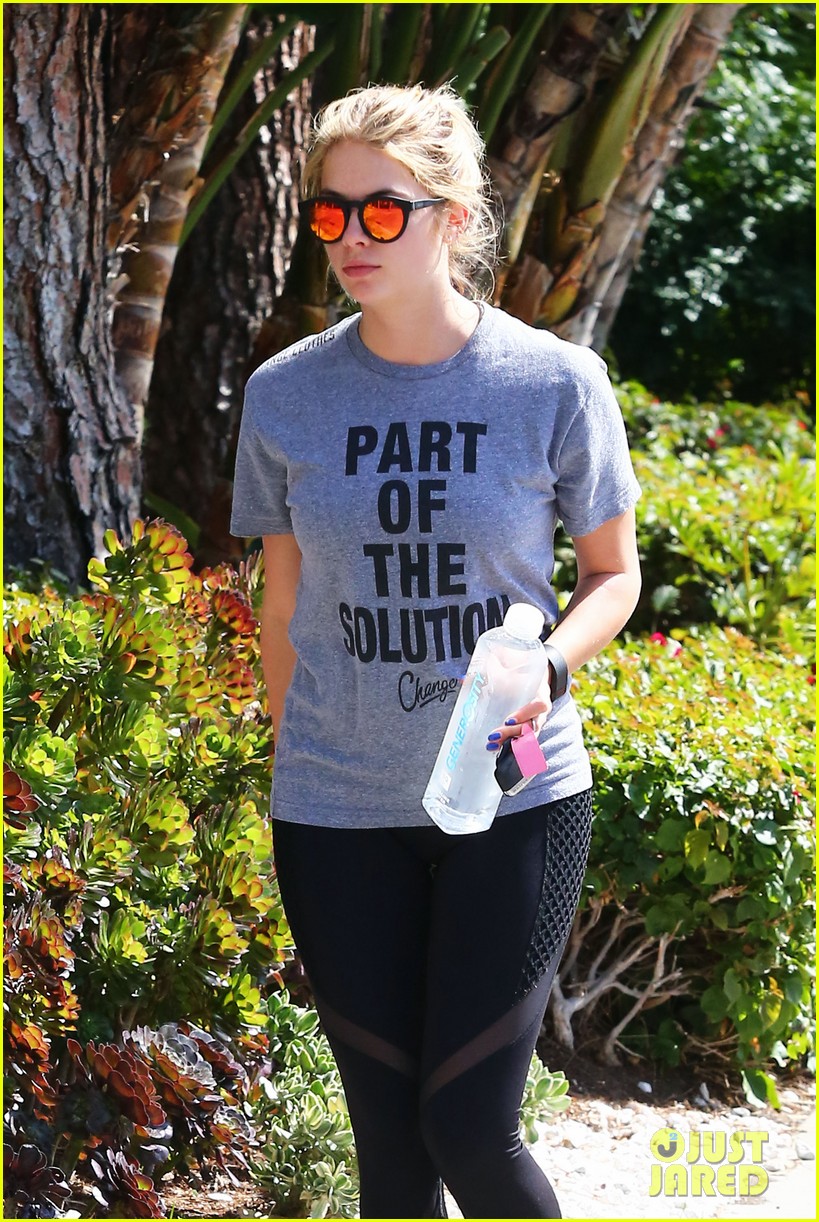 Ashley Benson Has Some Thoughts on Instagram's Push Notifications