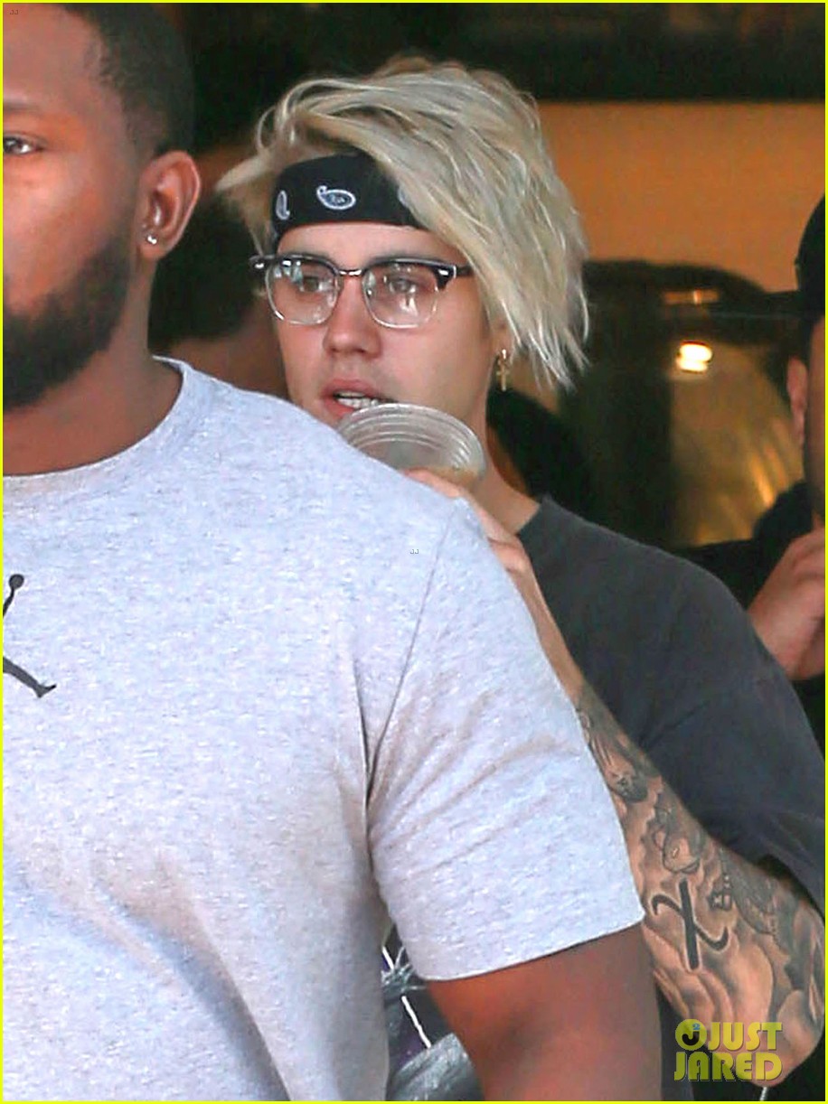 Justin Bieber's Meet & Greets Were Canceled Because of Security Scare