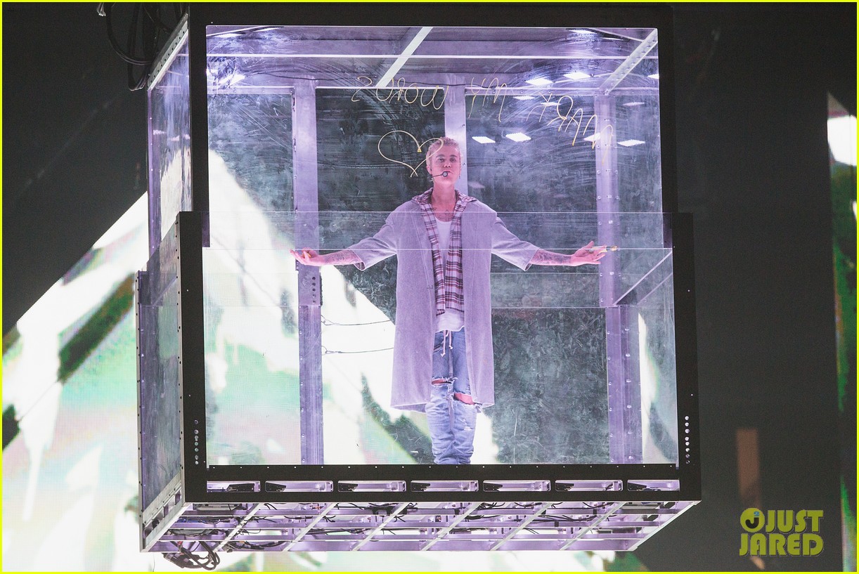Justin Bieber Begins 'Purpose World Tour' in Seattle - Peep the Complete Set List!