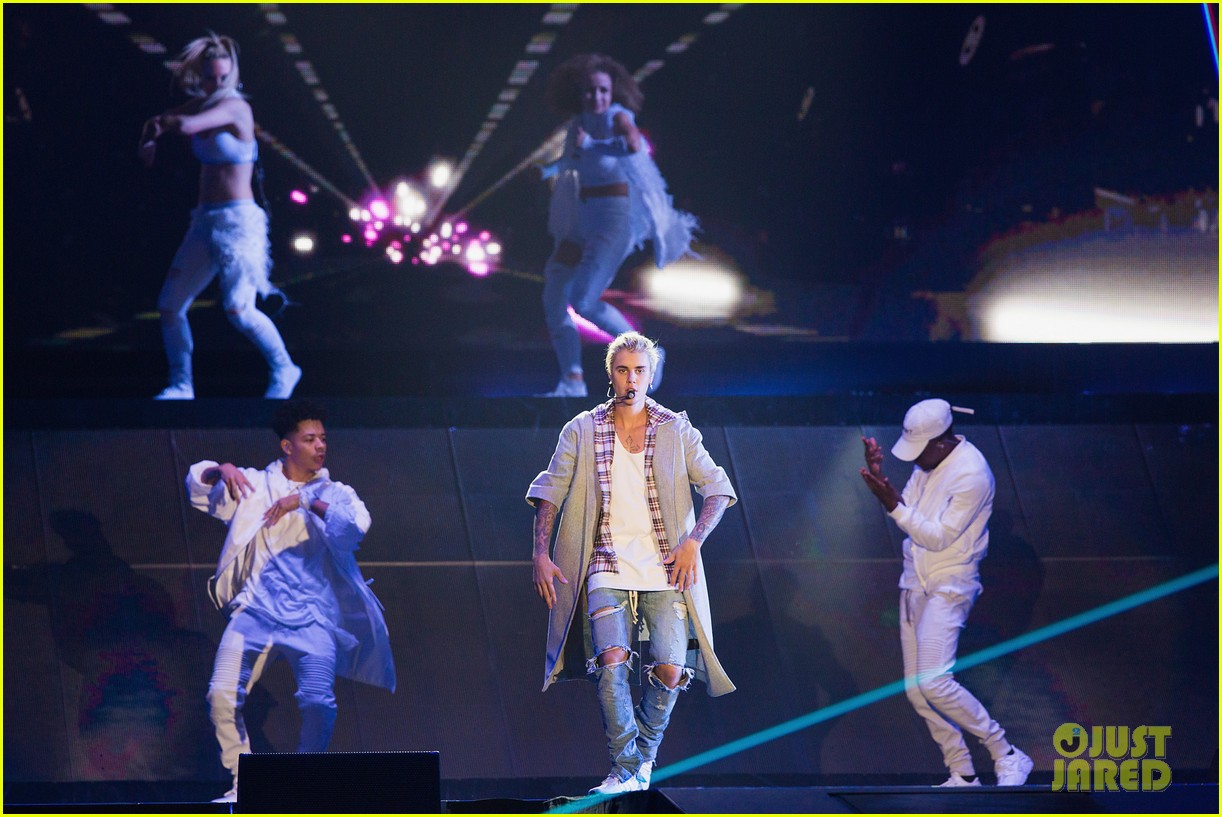 Justin Bieber Begins 'Purpose World Tour' in Seattle - Peep the Complete Set List!