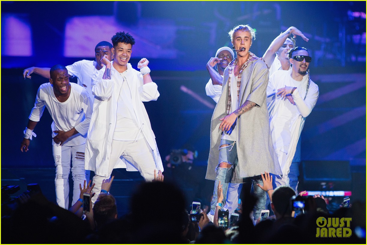 Justin Bieber Begins 'Purpose World Tour' in Seattle - Peep the Complete Set List!
