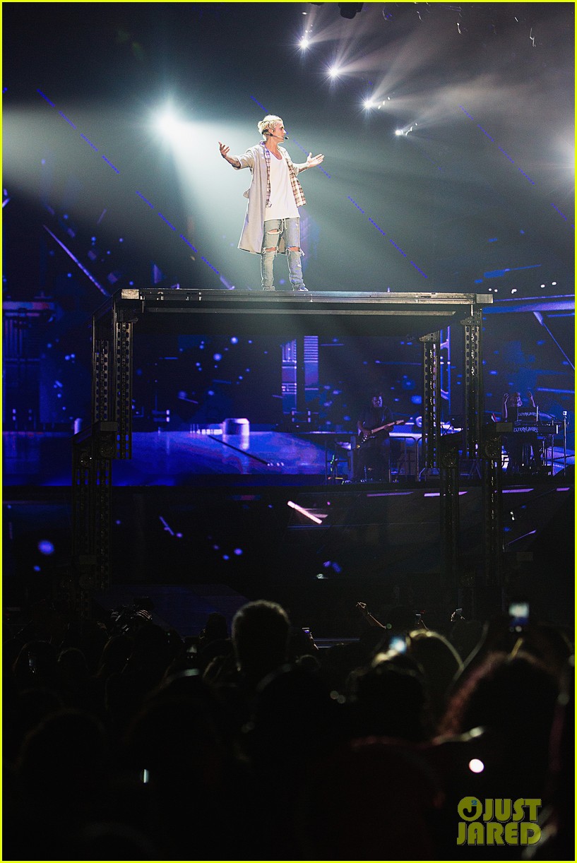 Justin Bieber Begins 'Purpose World Tour' in Seattle - Peep the Complete Set List!