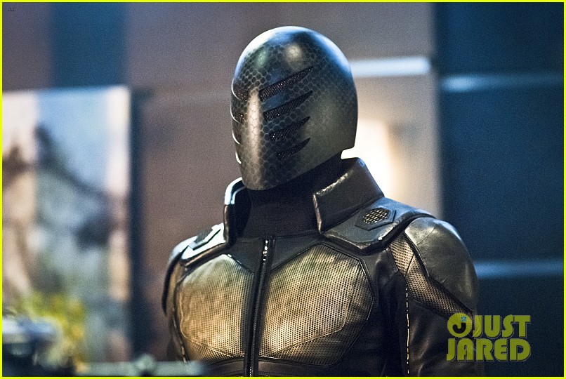 The Bug-Eyed Bandit Comes to 'Arrow' Tonight!