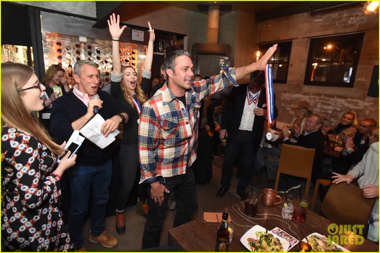 Julianne Hough Snowboards for Operation Smile!