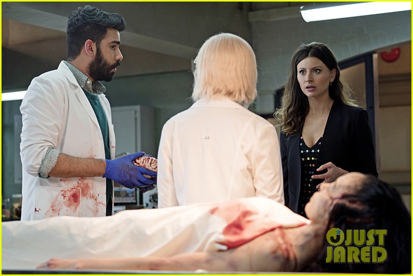 Peyton Moves Back in With Liv on 'iZombie'