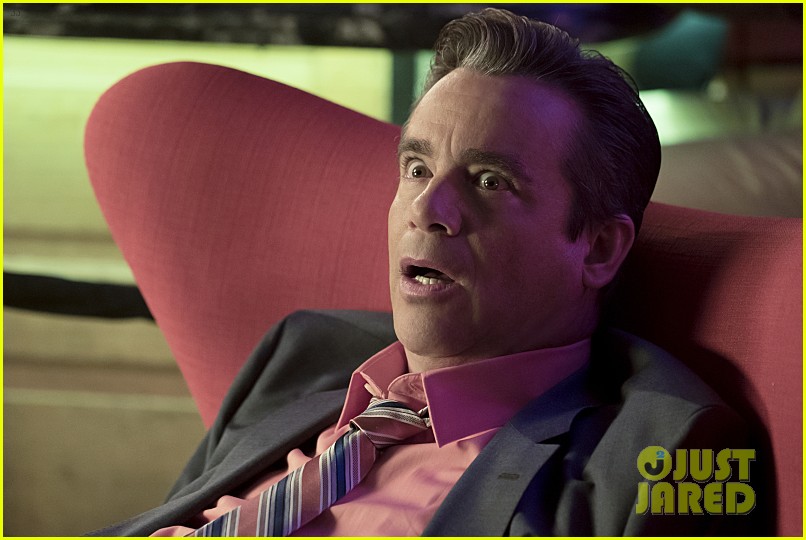 Peyton Moves Back in With Liv on 'iZombie'