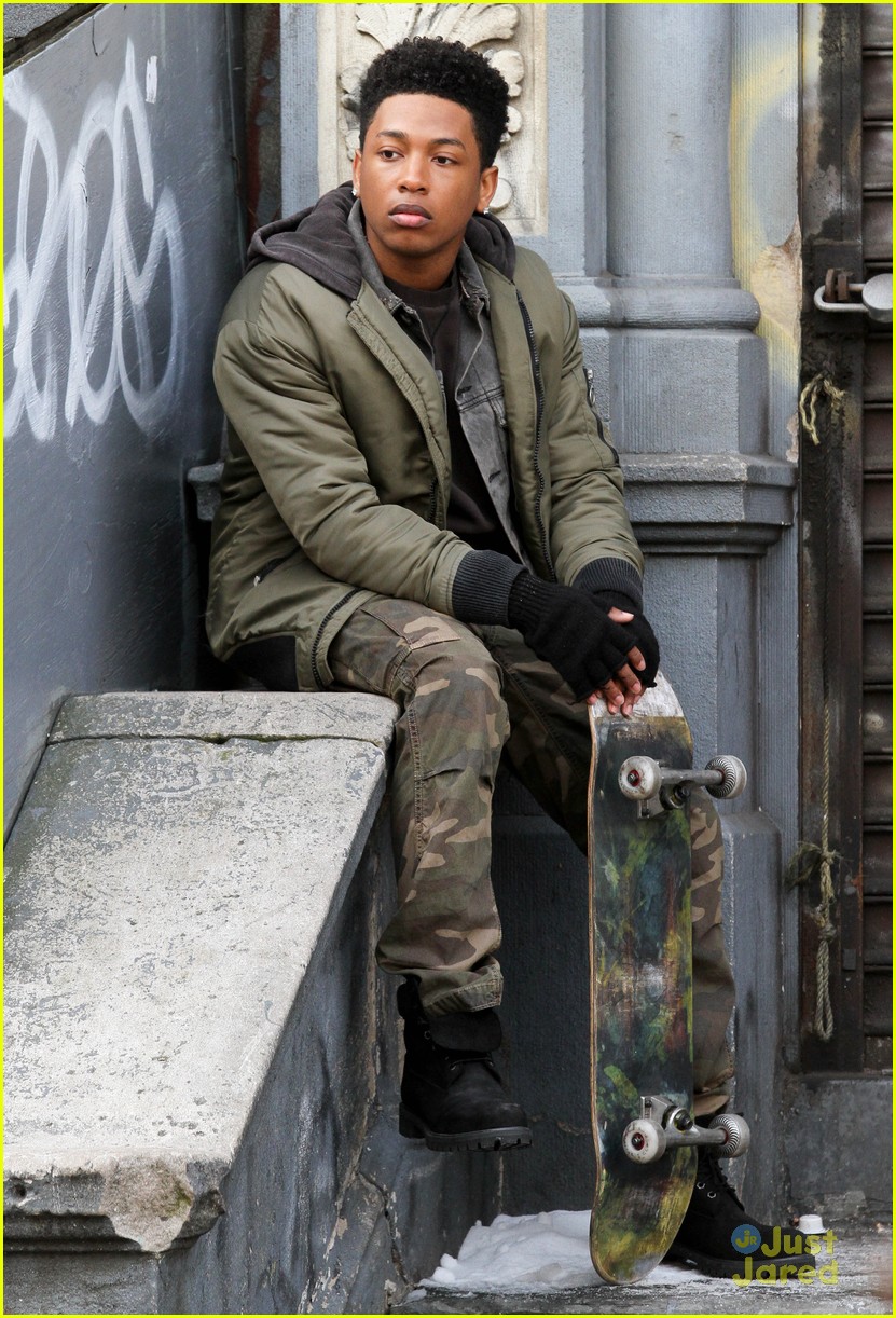 Jacob Latimore Hugs Kate Winslet On 'Collateral Beauty' Set