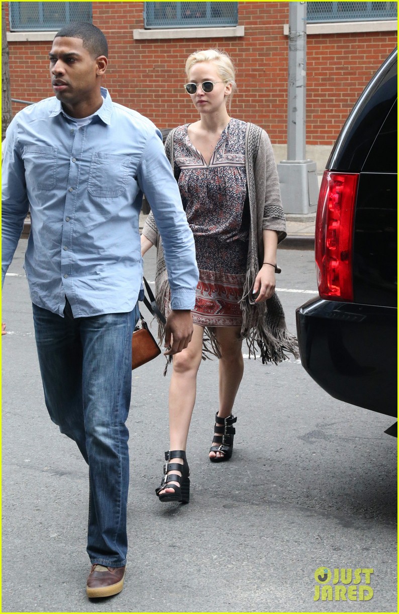 Jennifer Lawrence Shows Off Bare Legs in Chilly Big Apple