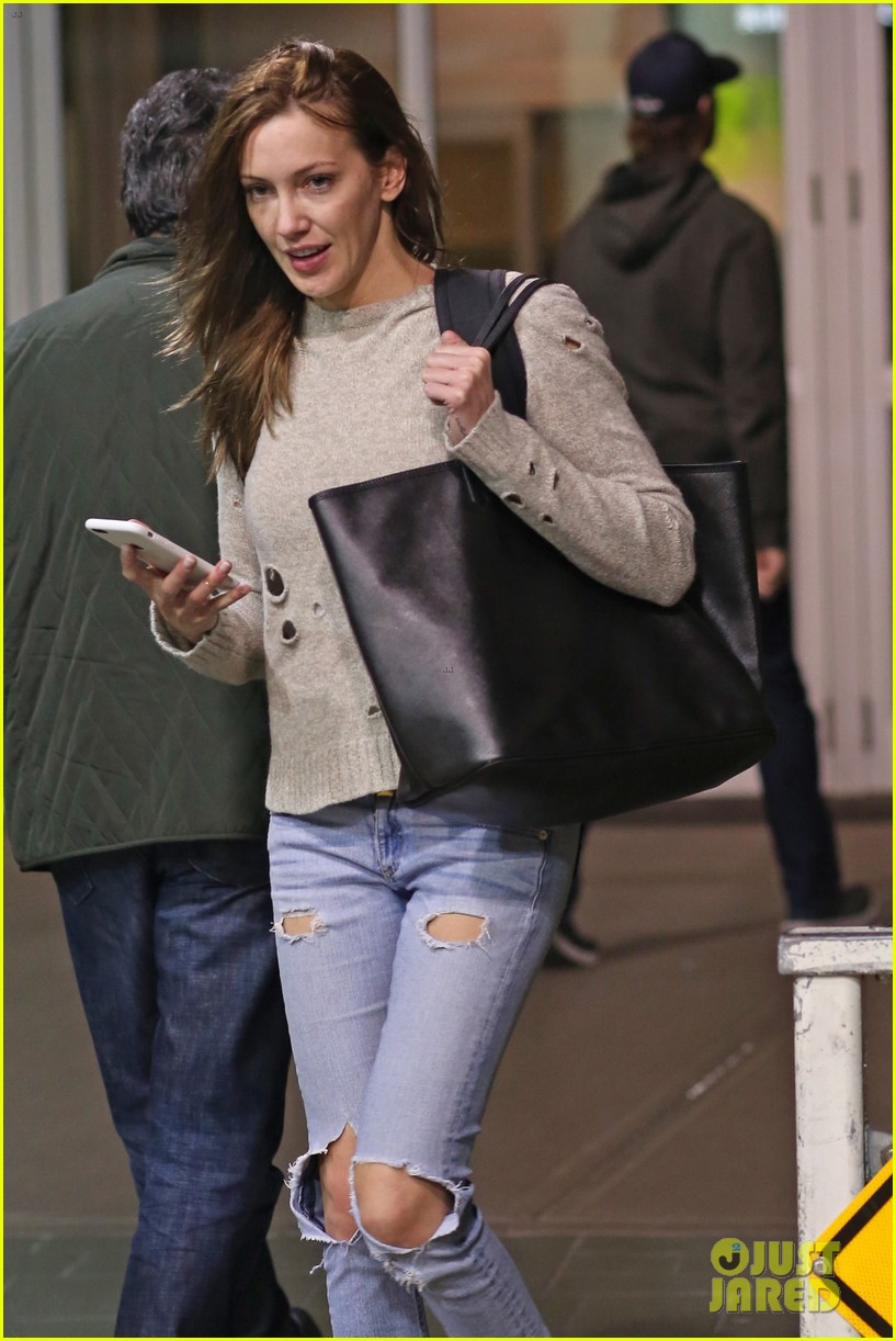 Katie Cassidy Shares Cute Dancing Video With Caity Lotz - Watch Now!