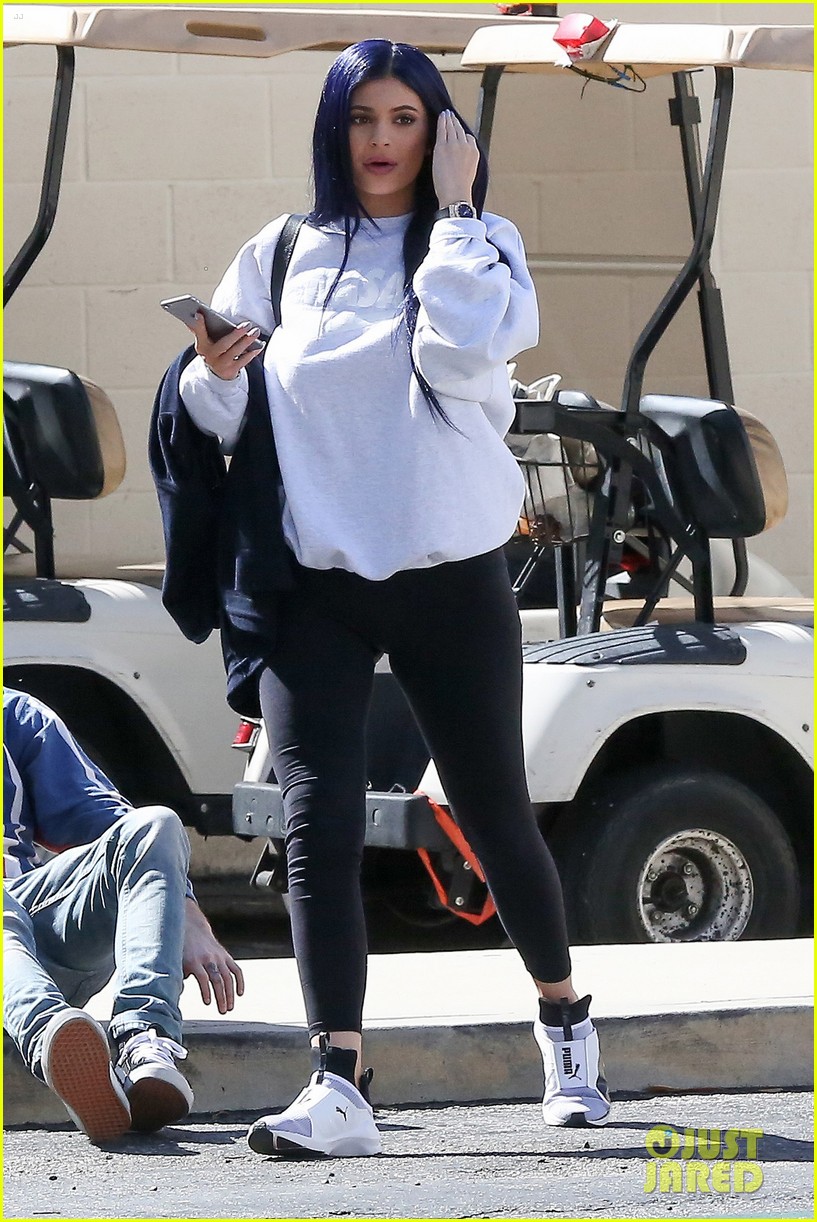 Kylie Jenner Debuts Midnight Blue Hair After Saying Her Hair Is Partially 'Destroyed'