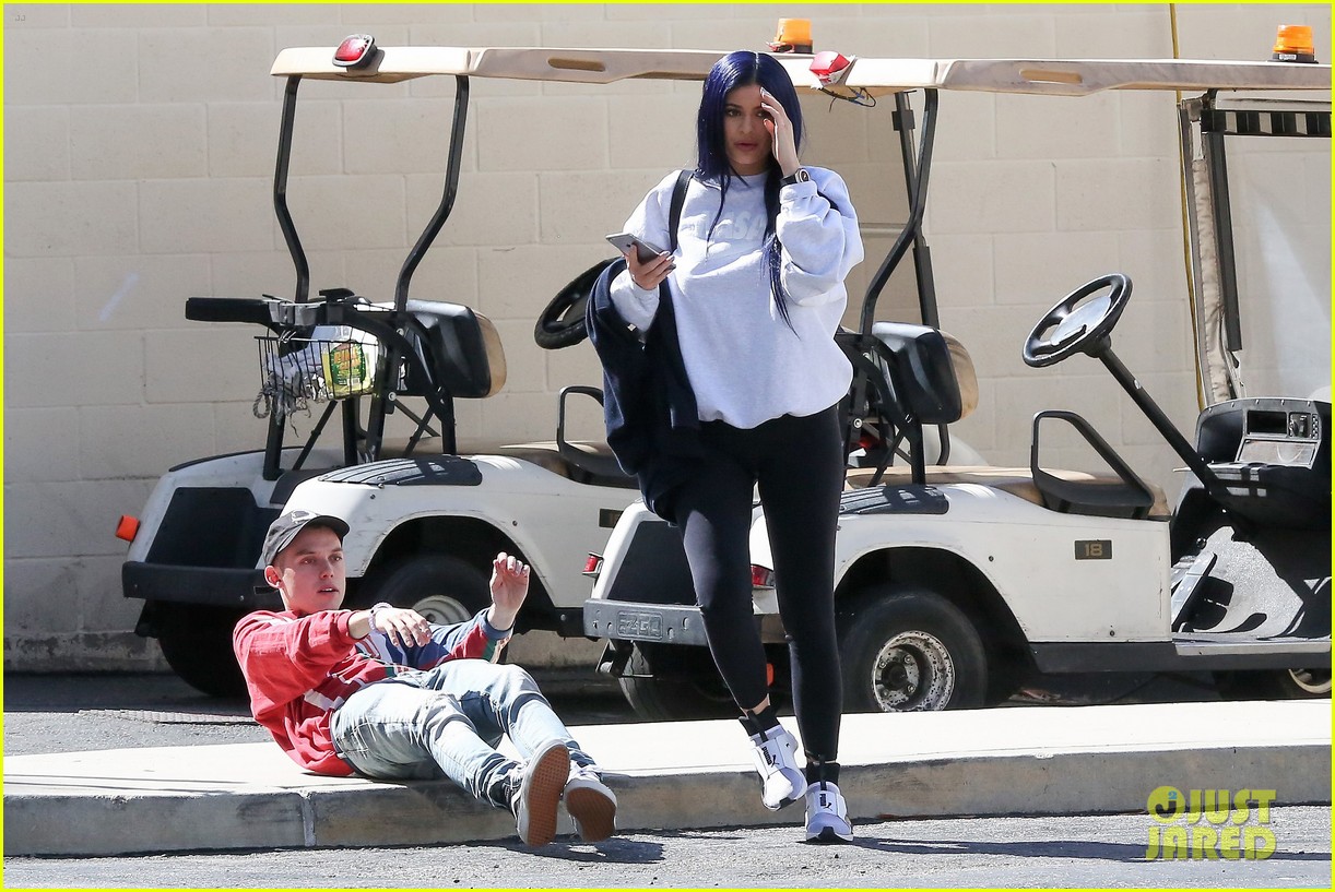 Kylie Jenner Debuts Midnight Blue Hair After Saying Her Hair Is Partially 'Destroyed'