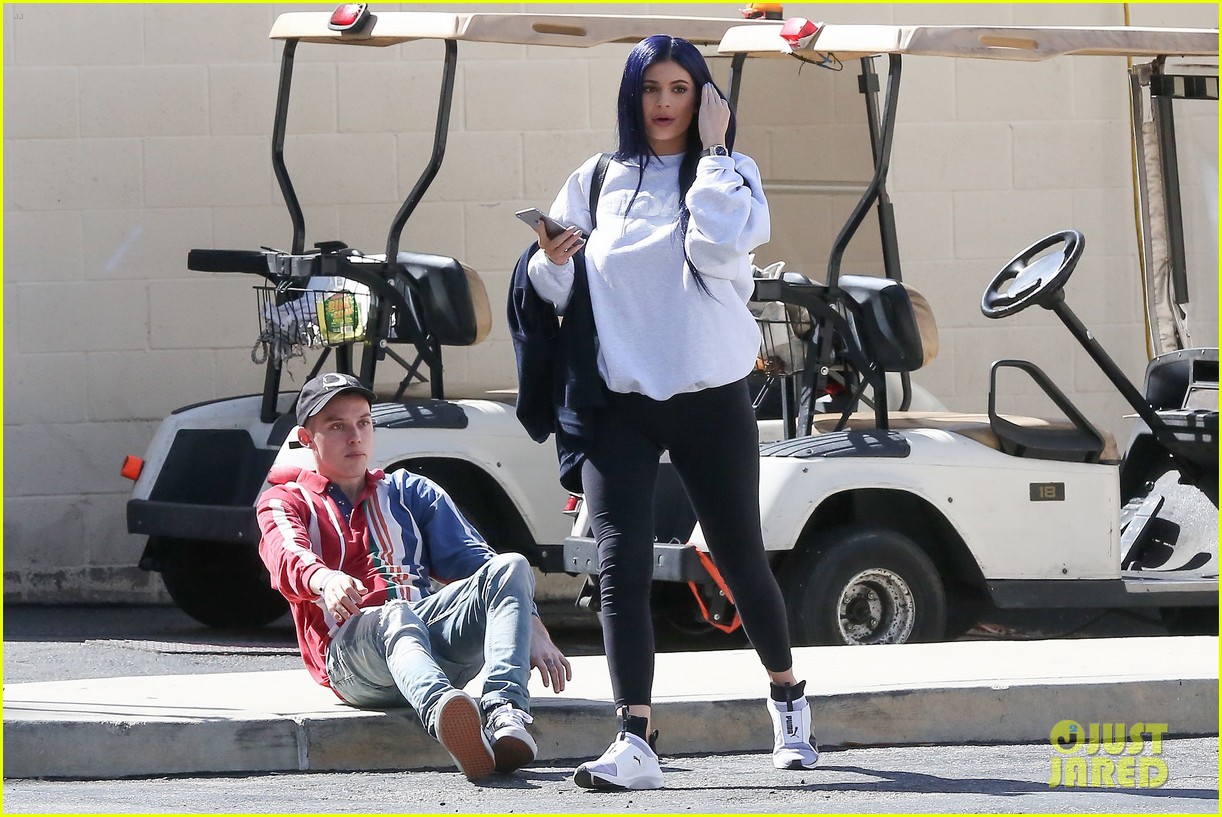 Kylie Jenner Debuts Midnight Blue Hair After Saying Her Hair Is Partially 'Destroyed'
