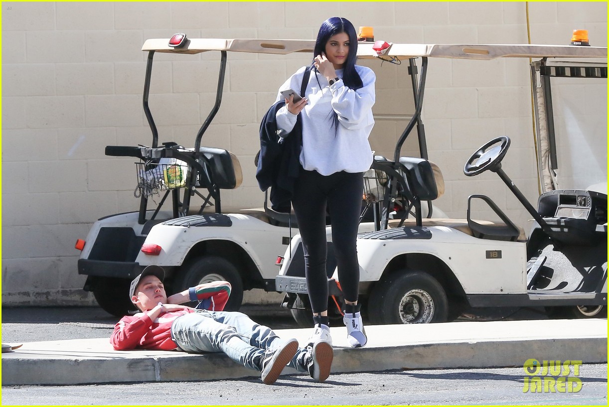 Kylie Jenner Debuts Midnight Blue Hair After Saying Her Hair Is Partially 'Destroyed'