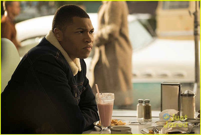 'DC's Legends of Tomorrow' Sneak Peek: The Team Heads To 1959 Where Ray & Kendra are an Interracial Couple