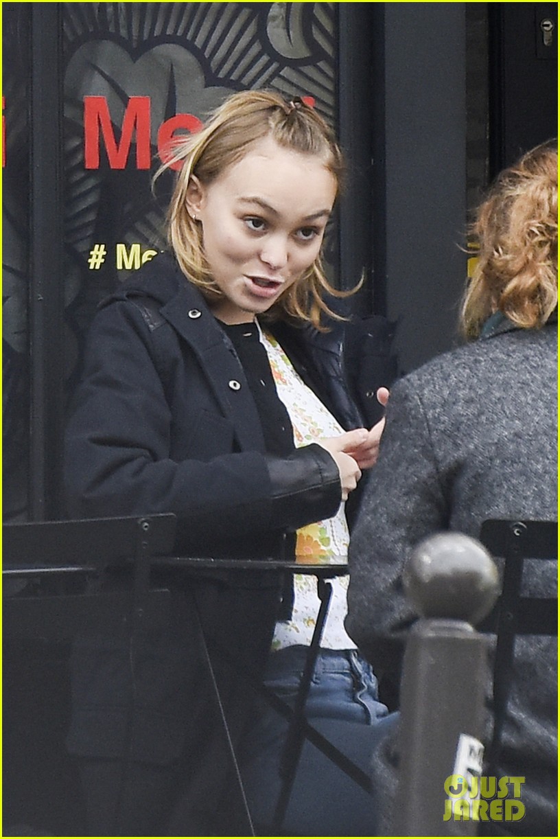 Lily-Rose Depp Lunches it Up in Paris!