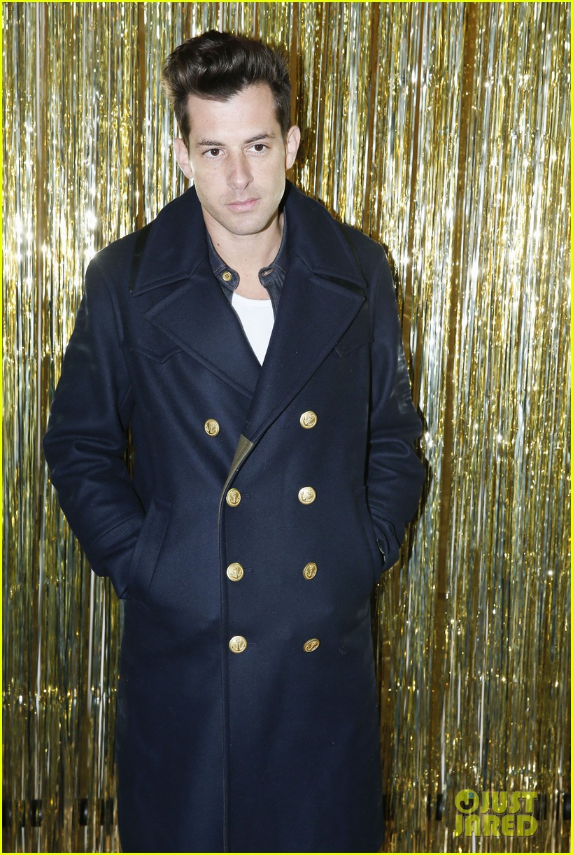 Chloe Moretz, Suki Waterhouse & Charli XCX Have Prom Party At Coach Paris Flagship Opening!