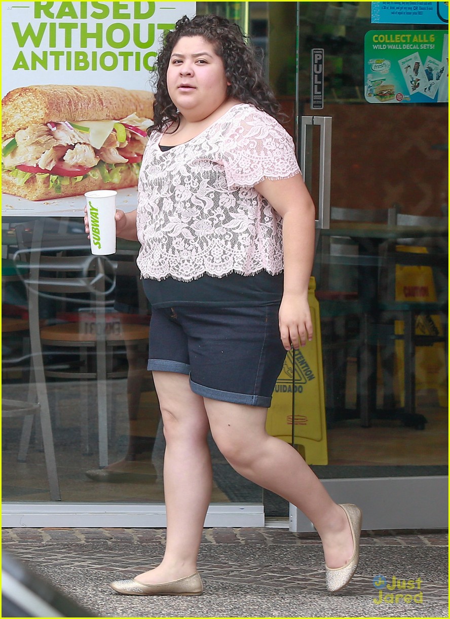Raini Rodriguez & Brother Rico Head to Lunch After He Wraps 'Modern Family' Season 7