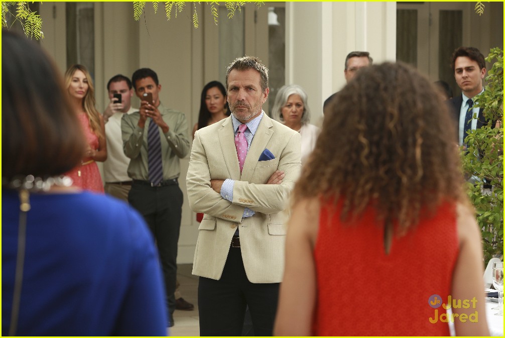 Aubrey Peeples Returns To 'Recovery Road' & Has Big News For Wes On Tonight's Episode