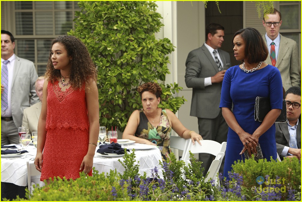 Aubrey Peeples Returns To 'Recovery Road' & Has Big News For Wes On Tonight's Episode