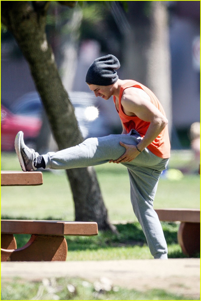 Gregg Sulkin Hustles to the Muscle For New Movie Role