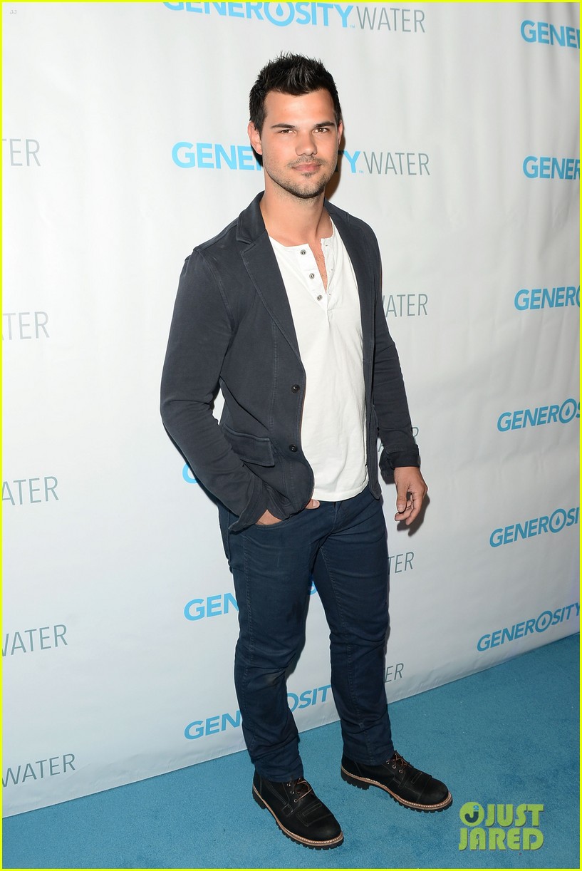 Taylor Lautner & Patrick Schwarzenegger Celebrate World Water Day With Generosity Water
