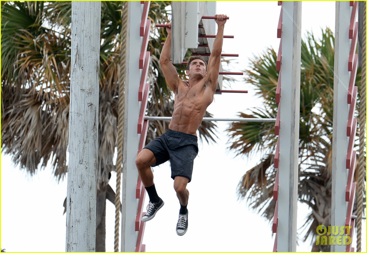 Zac Efron Puts His Chiseled Abs on Display for 'Baywatch' Obstacle Course